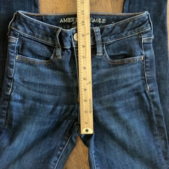 American Eagle super super stretch X high rise jegging size 2 regular med. wash - Picture 6 of 11